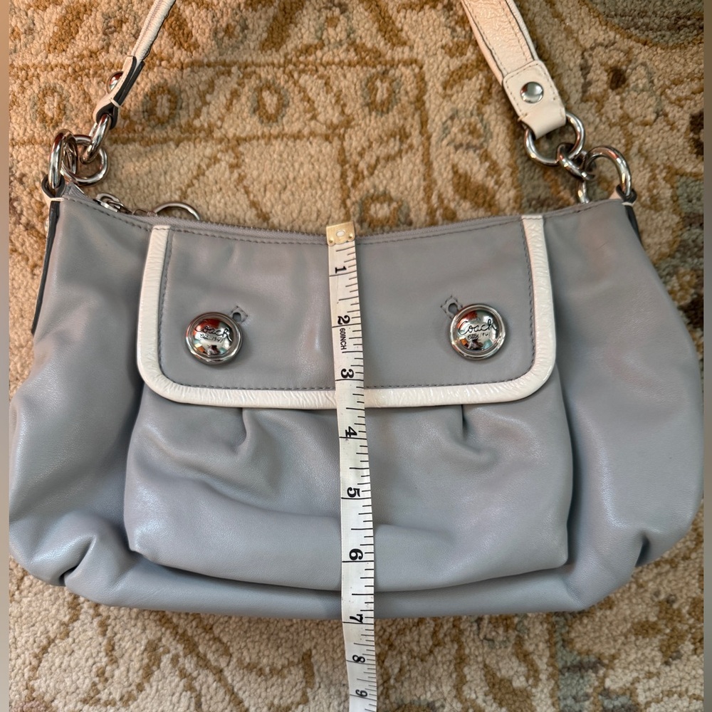 Coach Handbag - Picture 8 of 9